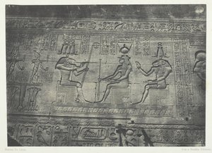 Suuri Dendera Teutyresin temppeli, takajulkisivun veistokset, Ylä-Egypti, 184951. tekijältä Maxime Du Camp