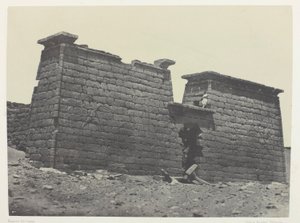 Hémi-Spéos De Séboua, Pylons; Nubia, levy 98 albumista "Egypte, Nubie, Palestine et Syrie" (1852). tekijältä Maxime Du Camp