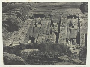 Ibsamboul, Hathorin Speosin eteläosa, Nubia, 184951, painettu 1852. tekijältä Maxime Du Camp