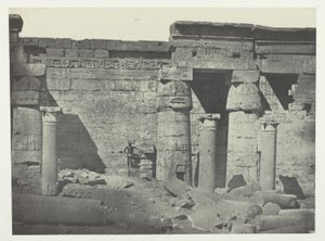 Medinet-Habou, Ramses-Méiamounin palatsin peristyle; Thebes tekijältä Maxime Du Camp
