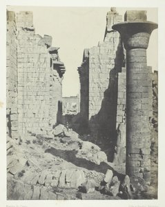 Karnakin palatsi, Bubastiisien tuomioistuin ja Hypostyle Hallin pääsisäänkäynti, Thebes, 184951. tekijältä Maxime Du Camp