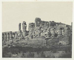 Karnakin palatsi, Hypostyle Hall, otettu koilliskulmasta, Thebes, 184951, painettu 1852. tekijältä Maxime Du Camp
