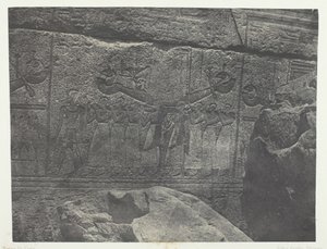 Karnakin palatsi, Granite Sanctuaryn ulkoveistokset, Thebes, 184951, painettu 1852. tekijältä Maxime Du Camp