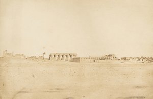Yleisnäkymä Luxorin raunioista, otettu Länsi-Thebesistä, 1849-50. tekijältä Maxime Du Camp