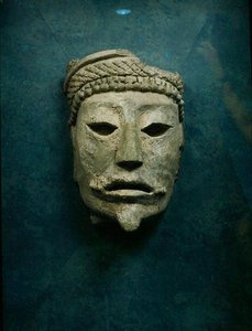 Funerary Mask, Comalcalco, Tabasco, Meksiko (stukko) tekijältä Mayan Mayan