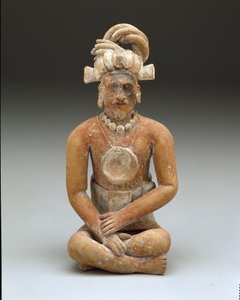 Istuva parrakas mies, myöhäinen klassikko, n. 600-900 (keramiikka ja maali) tekijältä Mayan Mayan