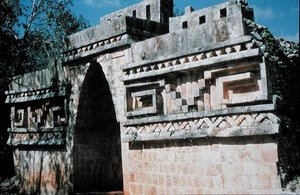 Näkymä kainaloon (kuva) tekijältä Mayan Mayan