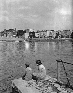 Strand-on-the-Green, Chiswick, Lontoo, 1926-1927 tekijältä McLeish