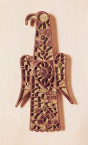 Kotkan muotoinen rintakoru (metalli ja emali) tekijältä Merovingian
