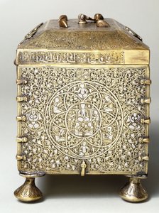 Mesopotamialainen hopea upotekoristeinen messinkiarkku, jossa kellottimet yhdistelmälukolle (sivukuva) tekijältä Mesopotamian