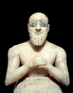 Taide Mesopotamia: Intendantti Ebih-ilin patsas. Veistos albasterista, simpukasta, lapis-lasulista ja liuskeesta, Noin 2500 eKr. (Sumerilainen aika, noin 2900-2200 eKr.). Marilta. Korkeus: 0,525 m. Pariisi, Louvre-museo tekijältä Mesopotamian