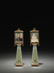 Kehystetyt miniatyyrit: tsaari Nikolai II:n muotokuva ja suurherttuatar Olgan muotokuva, Peter Carl Fabergén yritys
