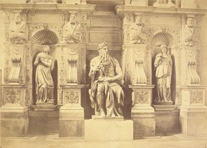 Paavi Julius II:n (1453-1513) hauta, Mooseksen yksityiskohta Lean ja Raakelin rinnalla tekijältä Michelangelo Buonarroti