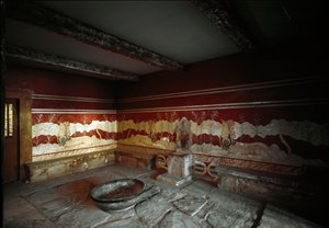 Minolainen sivilisaatio: näkymä kuningas Minoksen palatsin valtaistuinsalista Cnossoksessa (Knossos). tekijältä Minoan