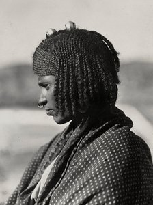 Imperiumin rakentaminen fasistisena aikana: assaorilainen nainen, 09/05/1936 (s/w-kuva) tekijältä Modestino Baldinetti