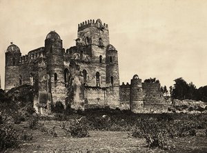 Imperiumin rakentaminen fasistisella aikakaudella: Kuningas Fasiladasin linna Gondarissa, Etiopiassa, 9.5.1936 (m/v kuva) tekijältä Modestino Baldinetti