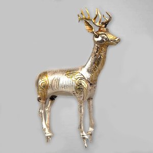 Stag, Arkhangain maakunta, Khashaat-temppeli, Caydam, Mongolia, n.730 (hopeaa kullauksella)