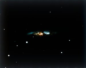 Sikarigalaksi Ursa Majorissa. tekijältä NASA Images