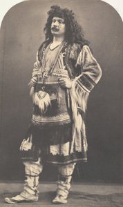 [Omakuva puvussa], 1862-64. tekijältä Nadar