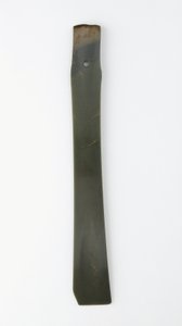 Haarukkataltta (zhang) Qijia-kulttuuri (jade (nefriitti))
