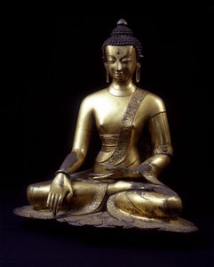Buddha patsas. Nepal 1500-luvulla. 60 cm.