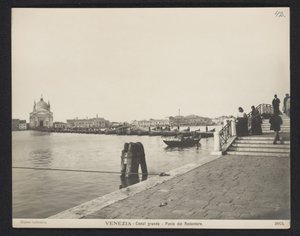 Ponttonisilta Grand Canalin yli Venetsiassa Festa del Redentoren aikana Venetsia - Grand Canal - Ponte del Redentore (otsikko esineessä)