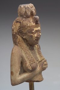 Isis, Uusi kuningaskunta (1550-1085 eaa.) (kivi) tekijältä New Kingdom Egyptian