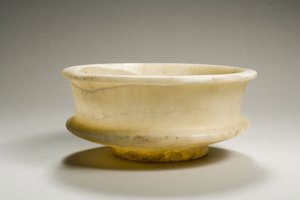 Tazza, 18.-19. dynastia, 1540-1186 eKr. (alabasteri)