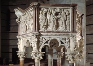 Tuolin toteuttanut Nicola Pisano (1215 / 20-1278 / 84) (Marmorisaarnatuoli) 1260 Baptistere Saint John of Pisa (Battistero San Giovanni di Pisa), Italia