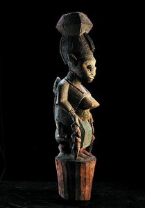 Yoruba House Post (puu)