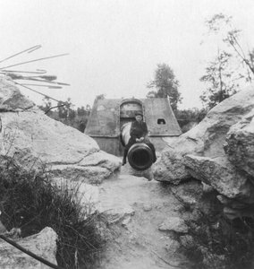 Langer Max, saksalainen kiskoille asennettu piiritystykki, Moere, lähellä Oostendetta, Belgia, ensimmäinen maailmansota, c1918