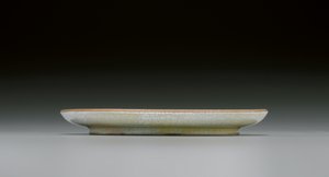 Harvinainen Ruyao-astia (keraaminen) (katso myös 466678 ja 466679) tekijältä Northern Song Dynasty Chinese School