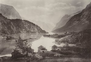 Näkymä Loen-järvelle, Nordfjord (b/w kuva) tekijältä Norwegian Photographer