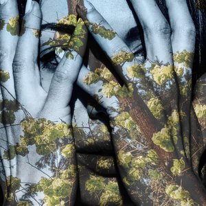 Maura, 2022 (digitaalinen sekatekniikka) tekijältä Olivia Gozzano