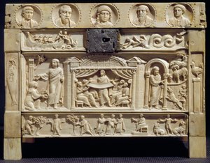 Paleokreetinen taide: Reliquary (lipsanotheque) decoree kohtauksia Vanhasta ja Uudesta testamentista alemmissa kohokuvioissa. 4. vuosisadalla Santa Giulian luostarista, Italiasta. Brescia, kristillinen museo tekijältä Paleo Christian
