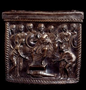 Paleokristillinen taide: hopeinen pyhäinjäännöslaatikko, joka tunnetaan nimellä Capsella de San Nazaro (hopeainen pyhäkköarkku St Nazarosta) - 370-397 apres JC Milan, Tesoro del Duomo Italia tekijältä Paleo Christian