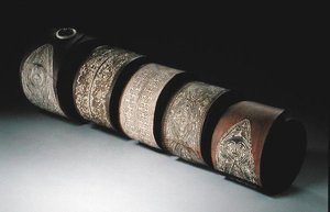 Vyöt (kuori) tekijältä Papua New Guinean
