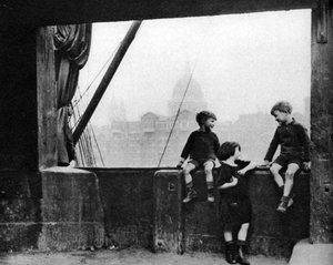 Bankside, Blackfriars Bridgen ympärillä, Lontoo, 1926-1927.