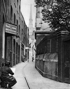 Huggin Lane, Lontoo, 1926-1927.