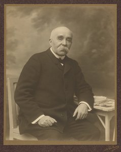  tekijältä Paul Nadar