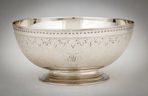 Kulho, noin 1800 tekijältä Paul Revere