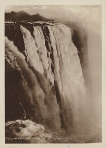 Victoria Falls, pääpudotus Cataract Islandilta (m/w kuva) tekijältä Percy M. Clark
