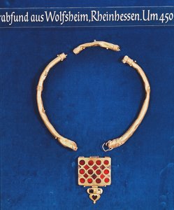 Riipus, Wolfsheimin hautaaarresta, n. 378 (kulta) tekijältä Persian School