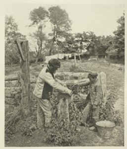 Grindstone-A Suffolk Farmyardilla tekijältä Peter Henry Emerson
