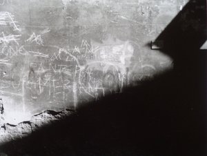 VINTAGE B&W PHOTO No. 2, 1989, (VALOKUVA) tekijältä Peter McClure