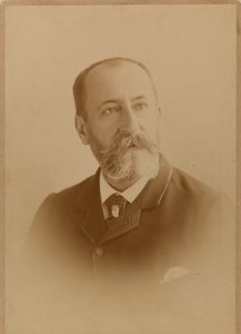Säveltäjä Camille Saint-Saënsin muotokuva 1835-1921. tekijältä Photo studio J. Lacroix.