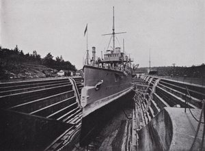 HMS "Flora", Dockissa, Esquimaltissa, Brittiläisessä Kolumbiassa (m/v kuva) tekijältä Photographer Canadian