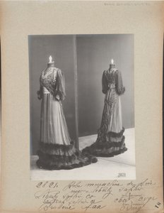 Albumisivu: House of Worth, Dress tekijältä Photographer French