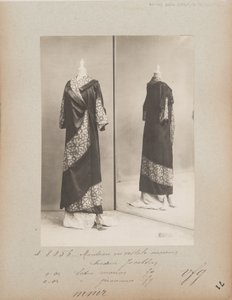 Albumisivu: House of Worth, Evening Coat tekijältä Photographer French