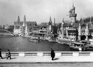Pariisin vuoden 1900 maailmannäyttelyä varten rakennettu uusgoottilainen arkkitehtuuri (m/v kuva) tekijältä Photographer French